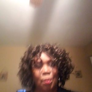 Meet your Posher, Anita